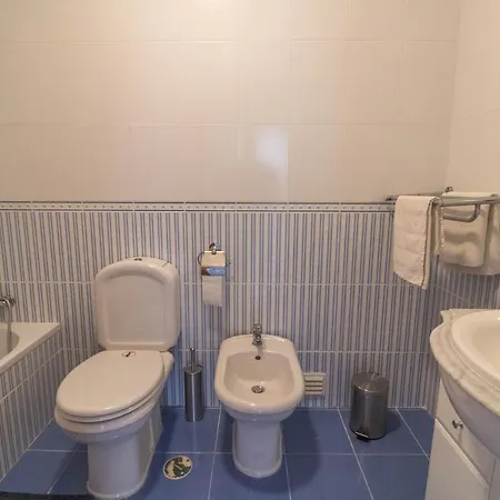 Apartment #11 Sea View City Swiming Pool Tenis Court Garage *