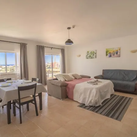 Διαμέρισμα #11 Sea View City Swiming Pool Tenis Court Garage Αλμπουφέιρα